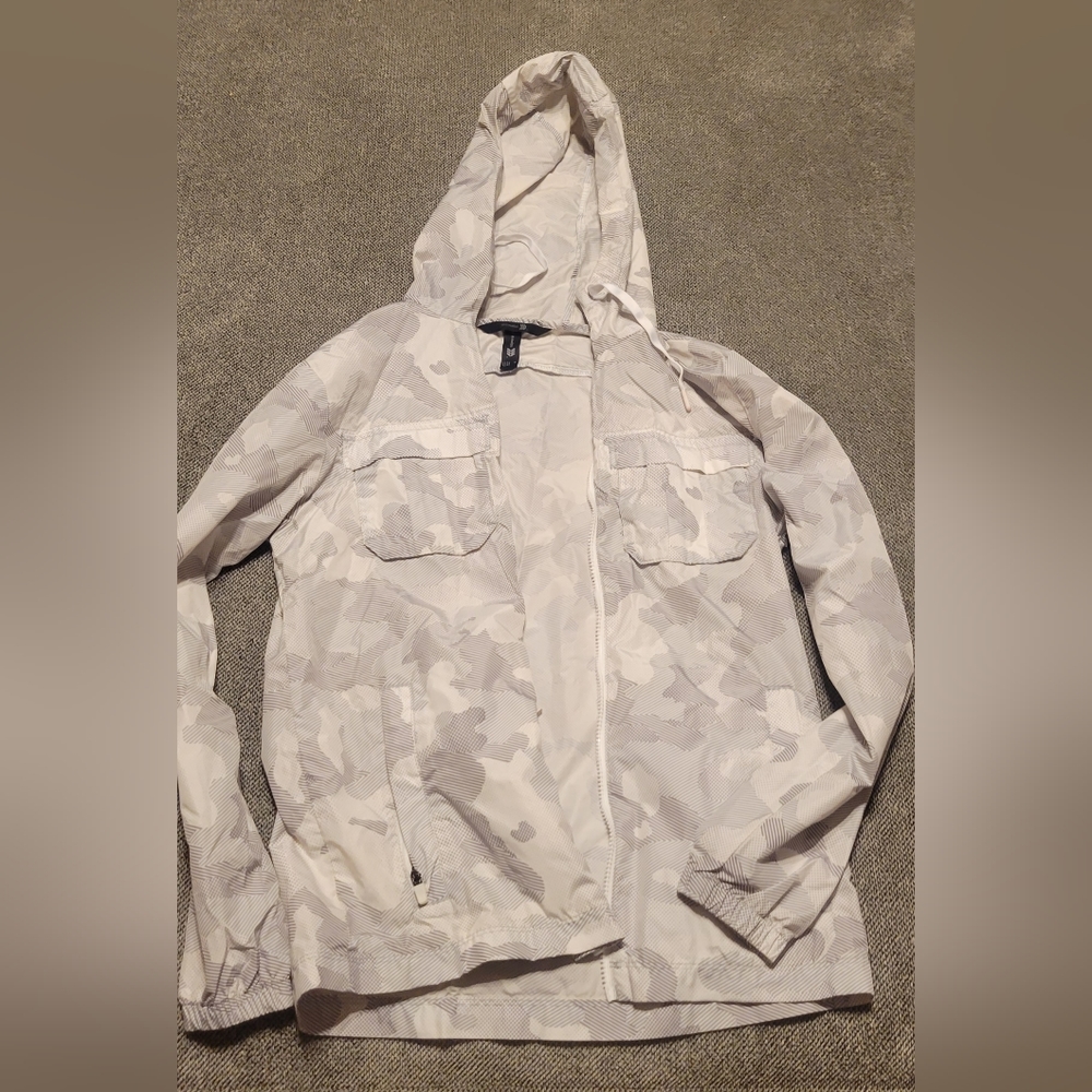 Rain jacket/wind breaker.